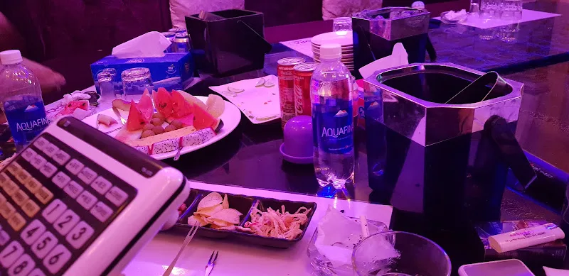 오로라 가라오케 호치민 프리미엄 가라오케 매장 내부 사진