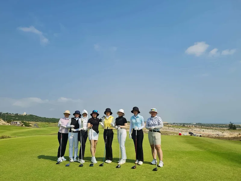 KN 골프링크스 깜란 나트랑 골프 내부 사진 2