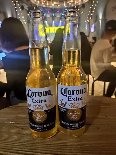 온더라디오 바 다낭 바 내부 사진 3