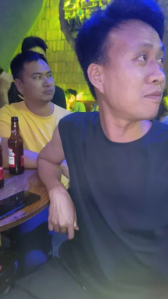온더라디오 바 다낭 바 내부 사진 5