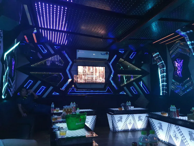 로열 KTV 가라오케 하노이 한인가라오케 내부 사진 3
